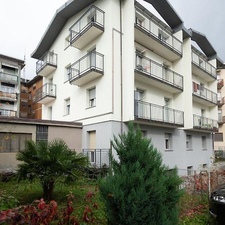 Casa Vacanze Valeria Sondrio Dış mekan fotoğraf